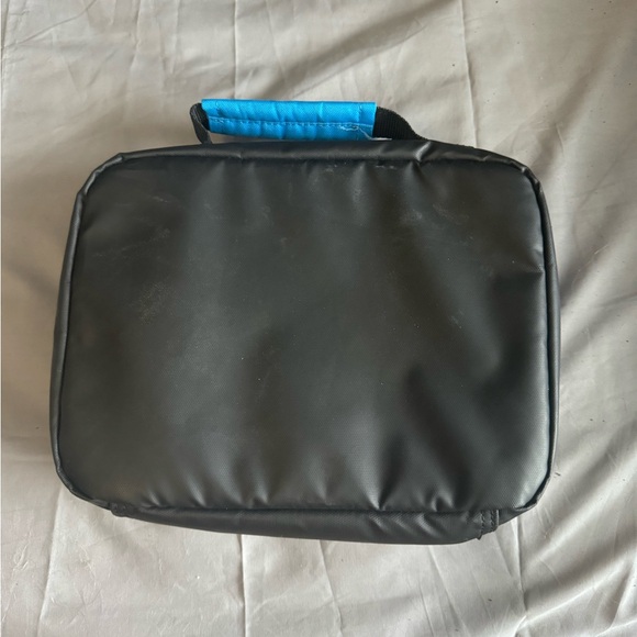 Nike Lunchbox - Picture 2 of 3